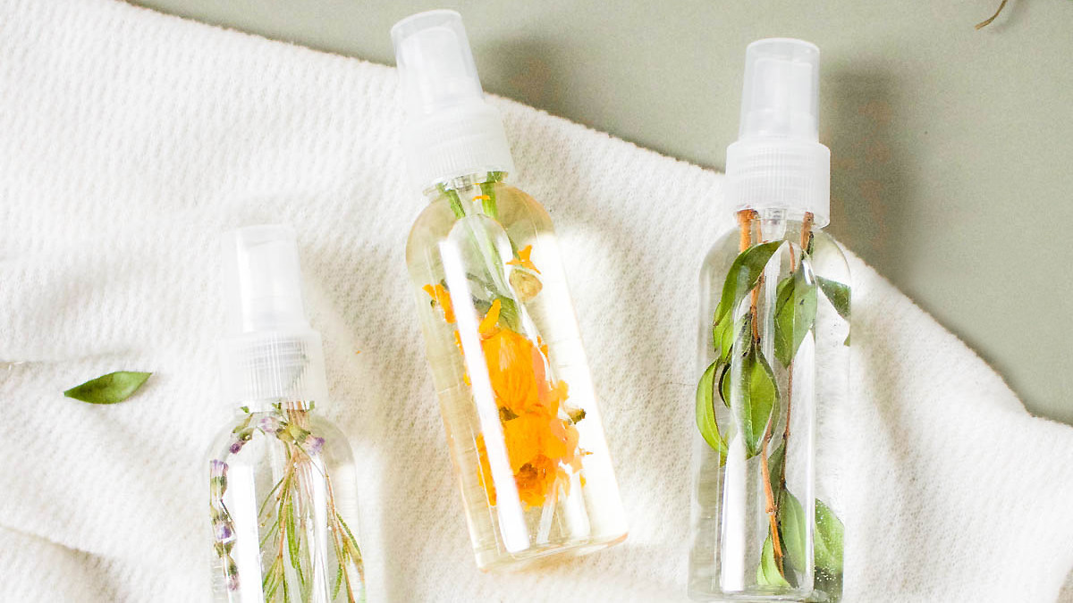 Make Your Own Room Fragrance Spray MAKE YOUR OWN ROOM FRAGRANCE SPRAY